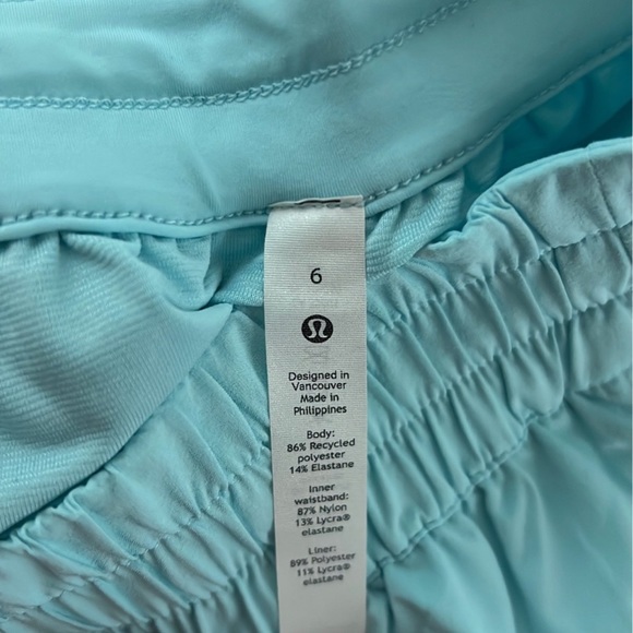 Lululemon - Picture 4 of 6